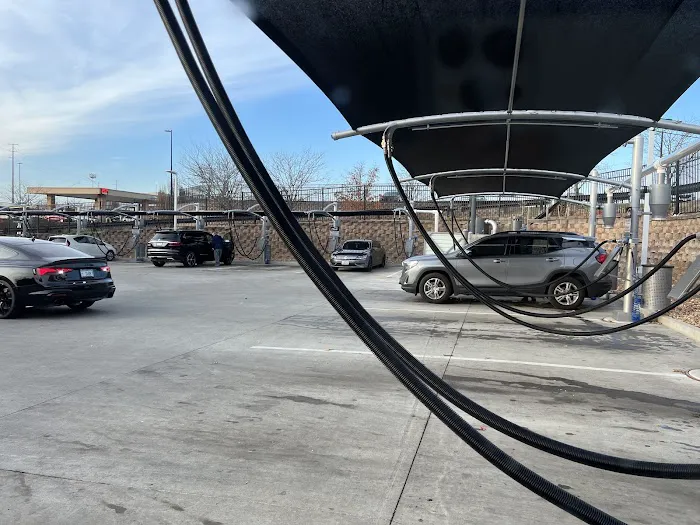 Club Car Wash Picture 10