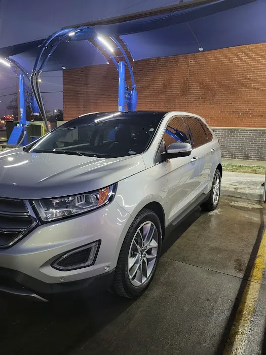 Brite WorX Car Washery Picture 9