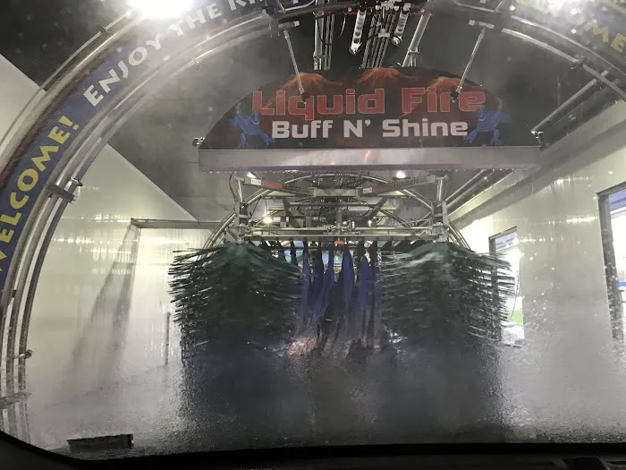 Zips Car Wash Picture 5