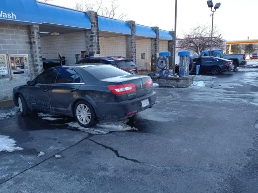 Midland Carwash Picture 4
