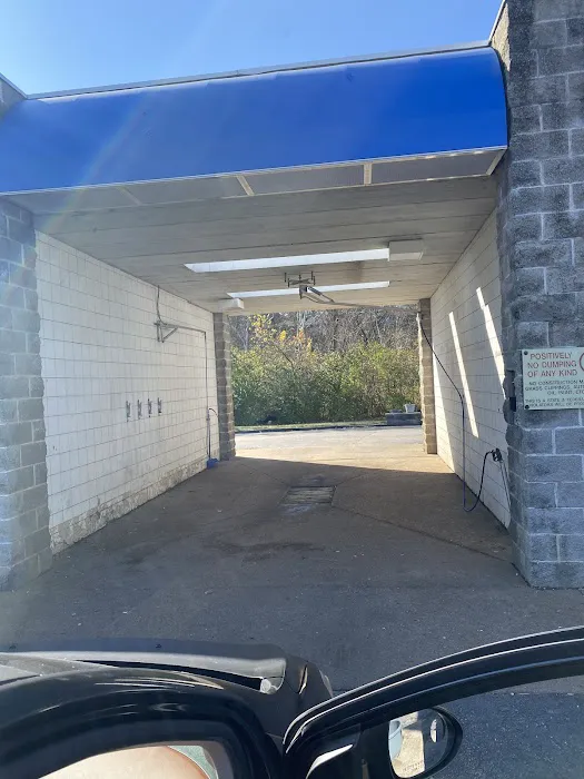 Midland Carwash Picture 8