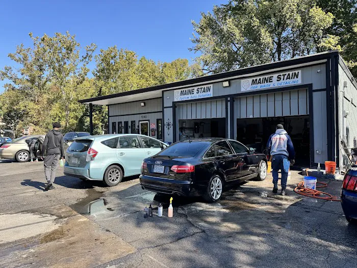 Maine stain custom auto detailing shop/ car wash Picture 7