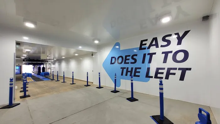 Waterway Carwash Picture 1