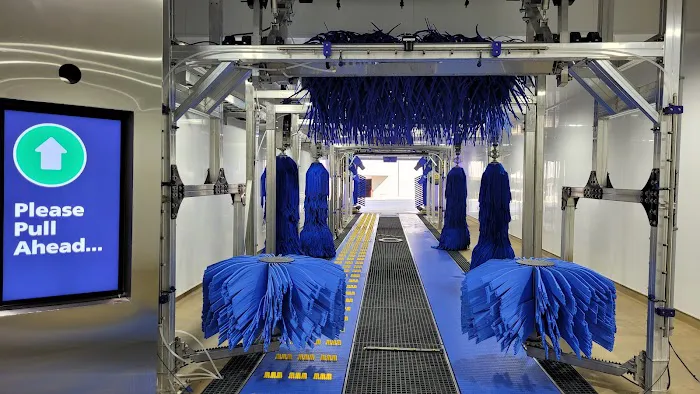 Waterway Carwash Picture 8