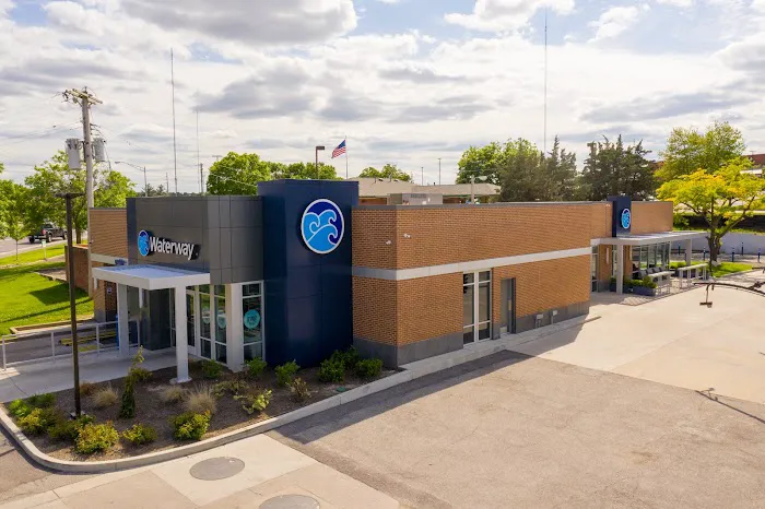 Waterway Carwash Picture 2