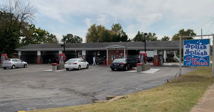 Splish Splash Car Wash* Picture 1