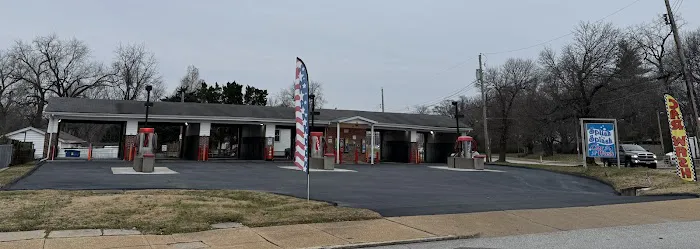 Splish Splash Car Wash* Picture 2