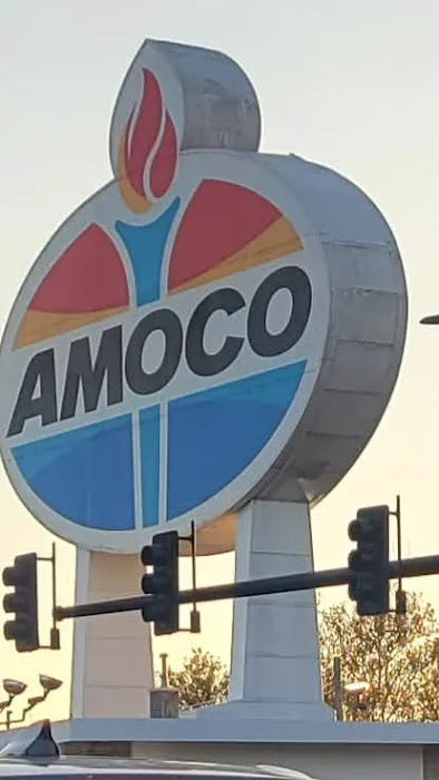 Giant Amoco Car wash Picture 7