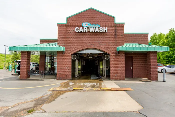 Autobahn Car Wash & Detail Picture 4