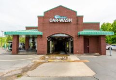 Autobahn Car Wash & Detail photo 4