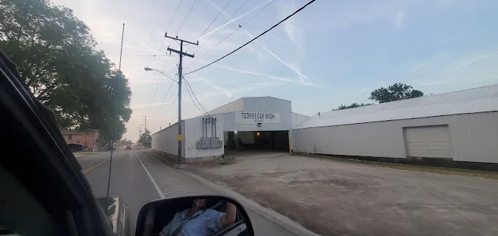 Tookies Carwash Picture 1