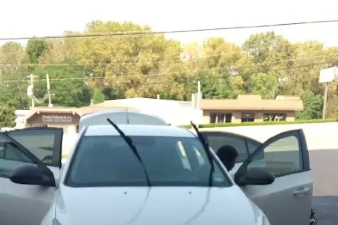 Mi-T-Clean Carwash and Detail Shop