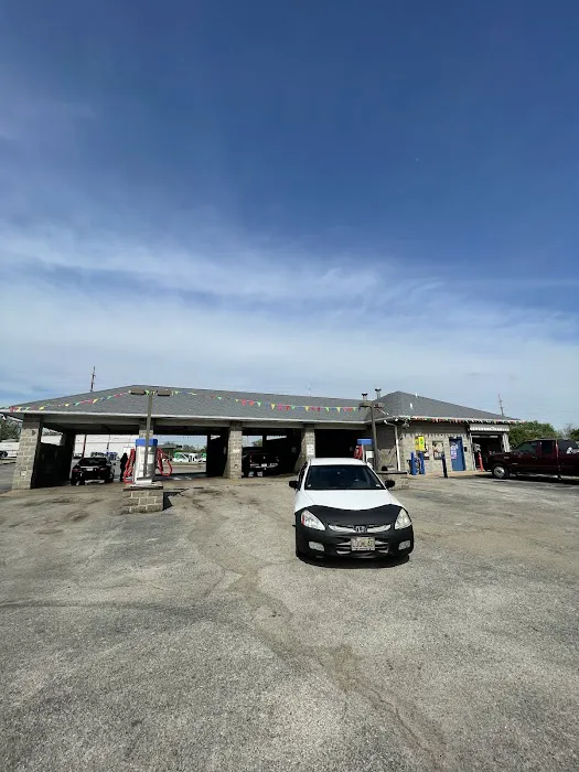 Plaza Jet Car Wash Picture 1