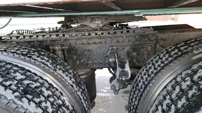 Truck and Fleet Wash of St. Louis Picture 2