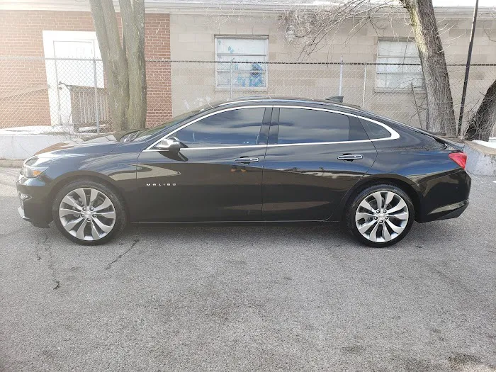 Pine Lawn Car Wash Picture 1