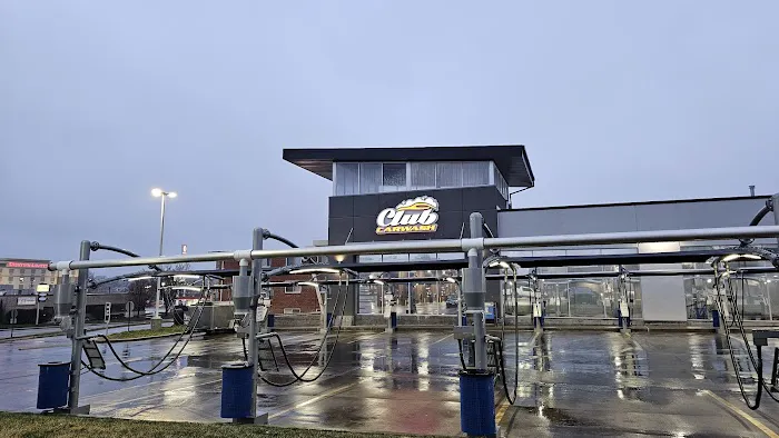 Club Car Wash Picture 1