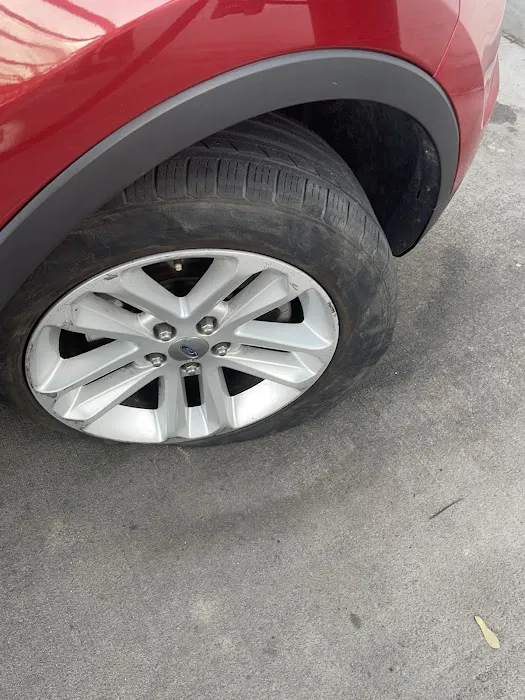 Club Car Wash Picture 9