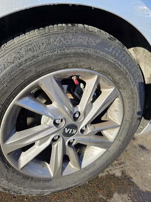 Zips Car Wash Picture 6