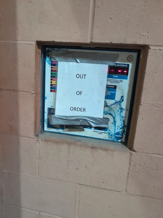 The Grove Wash Picture 9