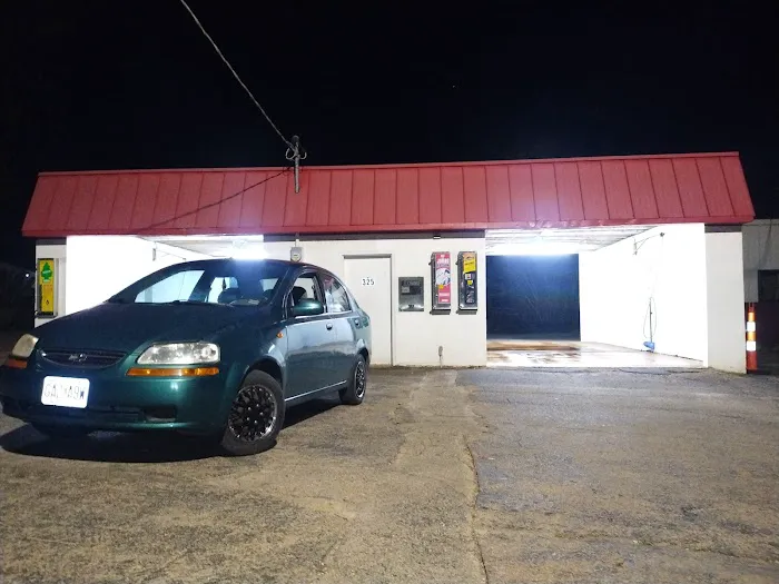 Bonne Terre car wash Picture 3