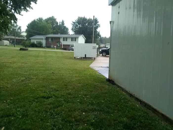 Auto Spa Speedy Wash - Desloge Picture 9