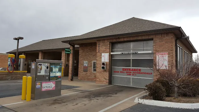 Airport Car Wash Picture 2