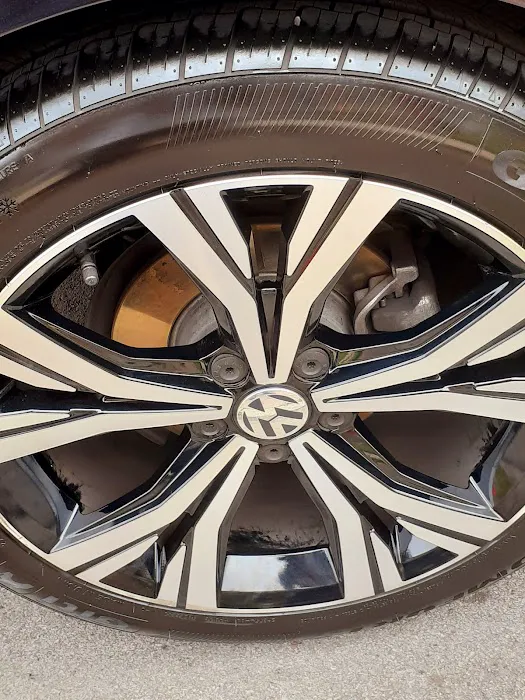 a Ghostly Touch details Picture 2