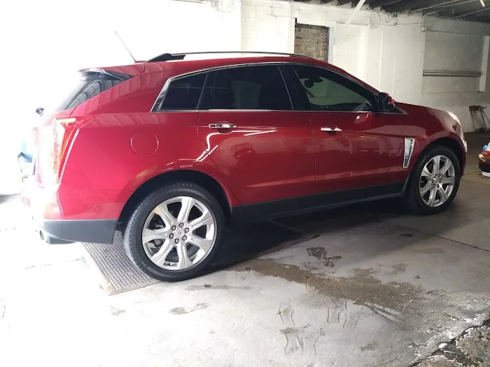 Antonio's Hand Car Wash Picture 2