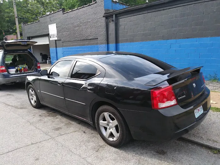 Antonio's Hand Car Wash Picture 8