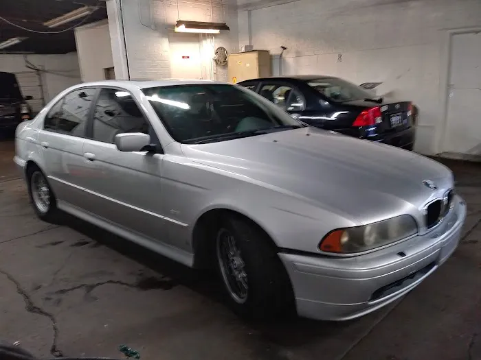 Antonio's Hand Car Wash Picture 10