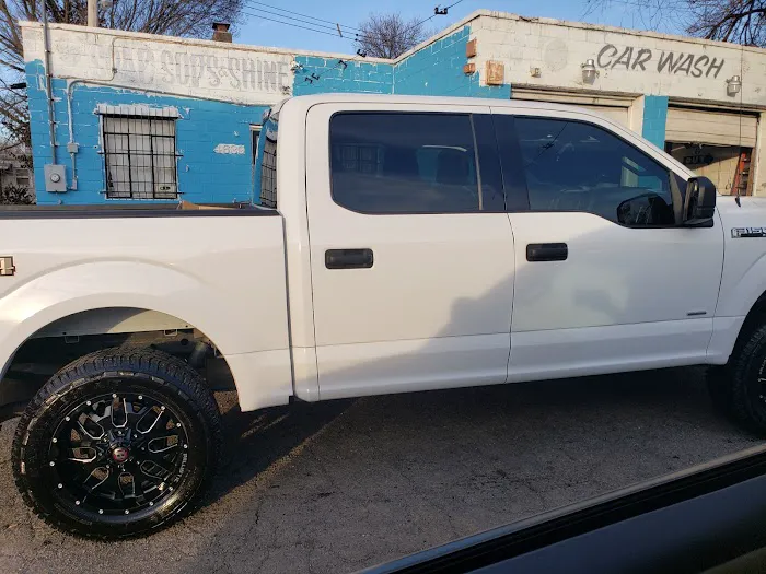 Soap Suds & Shine Picture 2