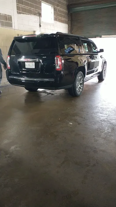 Big P's Car Wash Picture 3