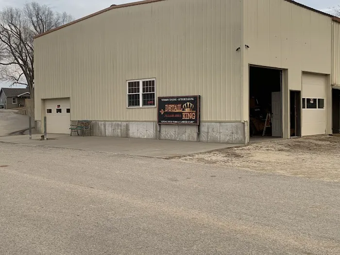 Detail King Picture 1