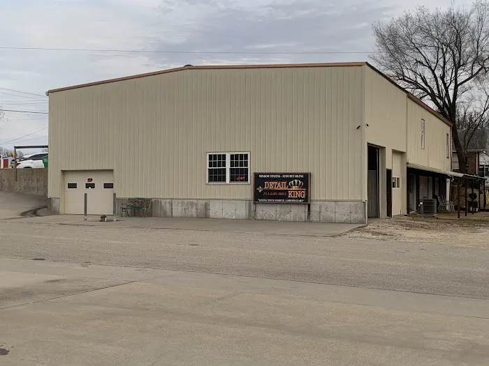 Detail King Picture 3