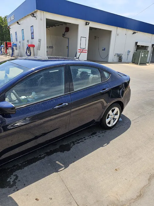 Auto Spa Speedy Wash - Farmington Picture 7