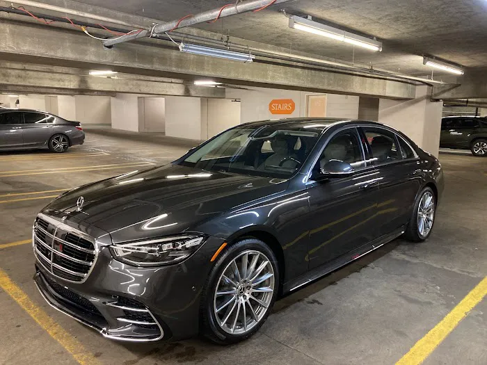 Complete Auto Wash & Wax Picture 1