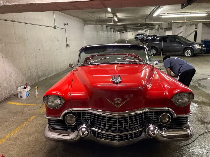 Complete Auto Wash & Wax Picture 2