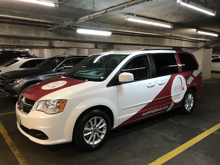 Complete Auto Wash & Wax Picture 10