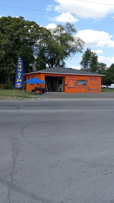 Mosho's Car Wash Picture 3