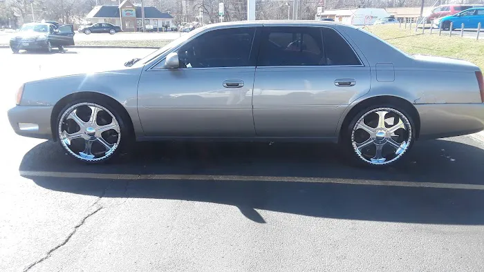 Auto Spa Speedy Wash - Florissant Picture 9