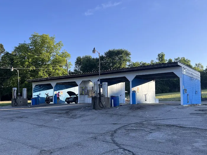 Champion Car Wash Picture 4
