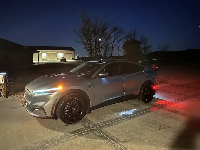 Cleancar Express Car Wash Picture 9