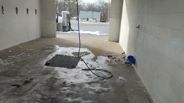 West End Wash Picture 2