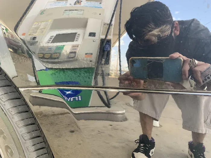 Rainstorm Car Wash Picture 8