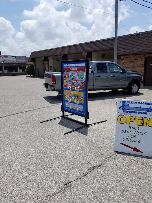 Clean Machine Express Wash Picture 5