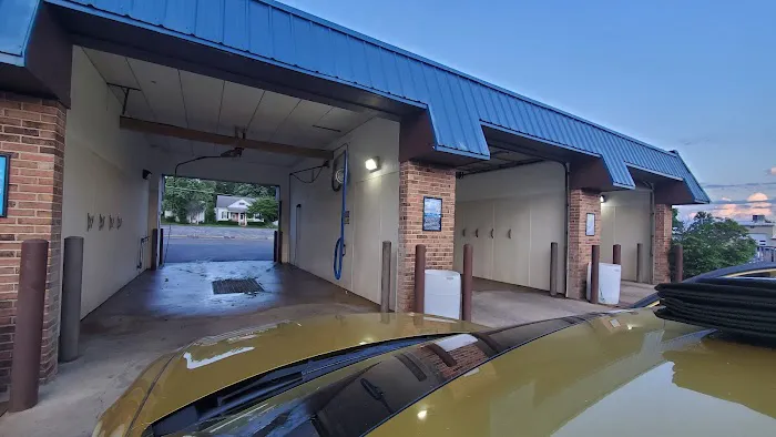 Clean Machine Express Wash Picture 9