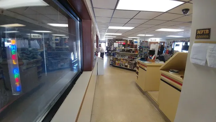 Clean Machine Full Service Car Wash Picture 5