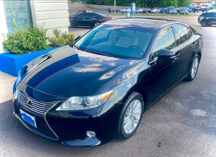 Clean Machine Full Service Car Wash Picture 10