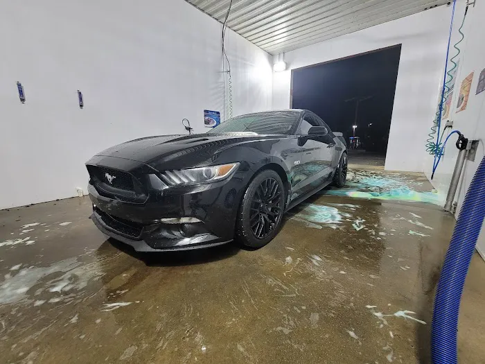 D & S Auto Wash Picture 3