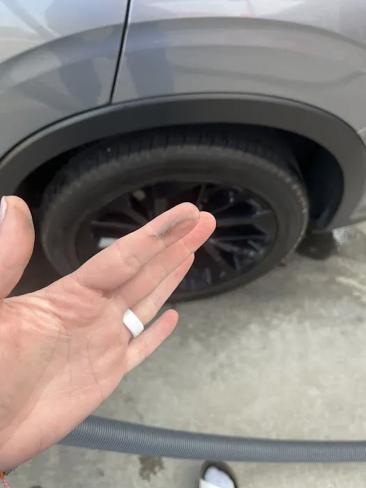 Brite WorX Car Washery Picture 9